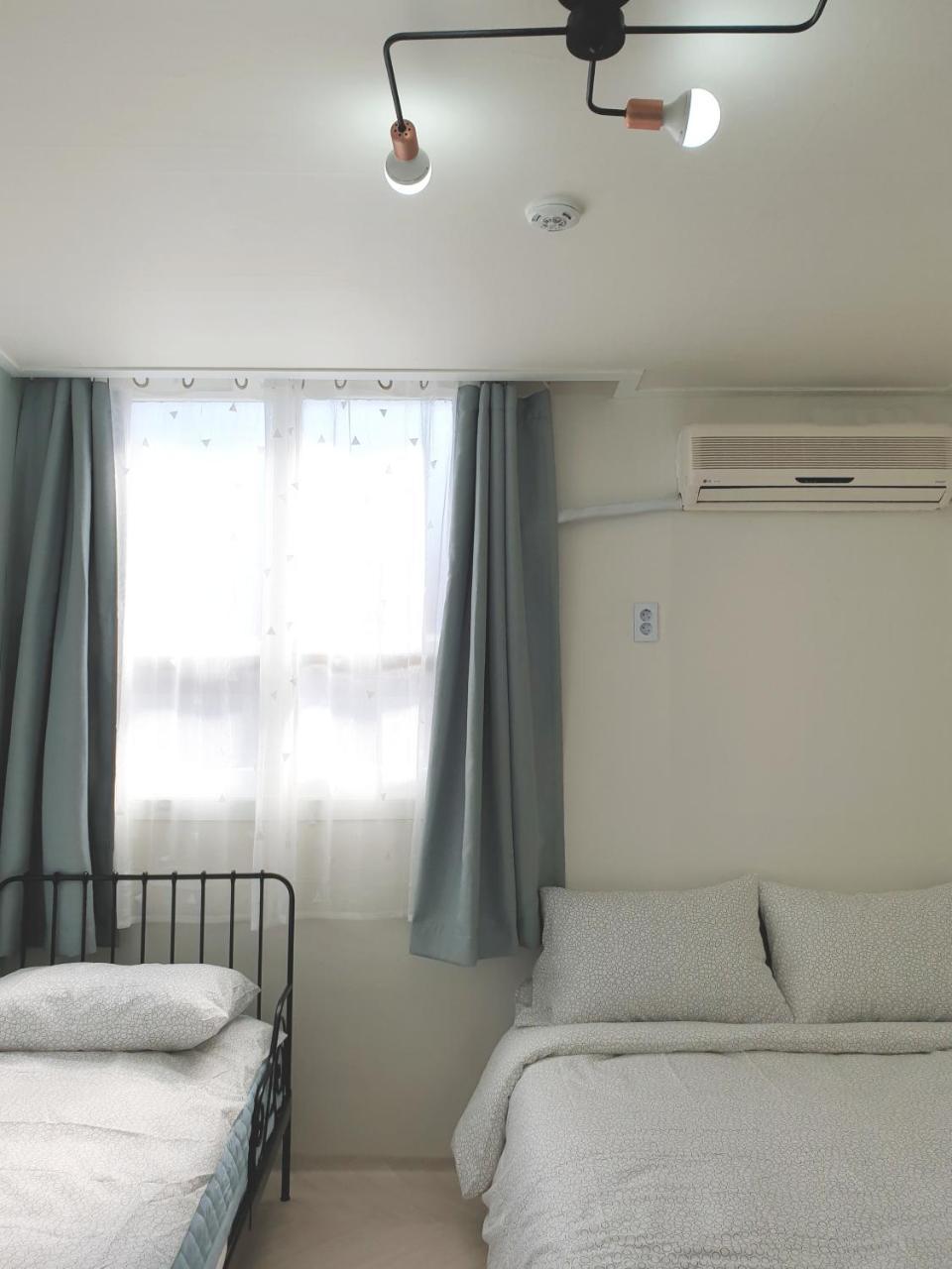 Y.Road 135 Hotel Сеул Екстериор снимка